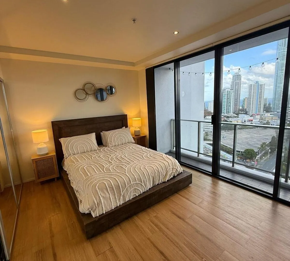 Surfers Paradise Stunning Getaway With Ocean And River Views غولد كوست 0*,